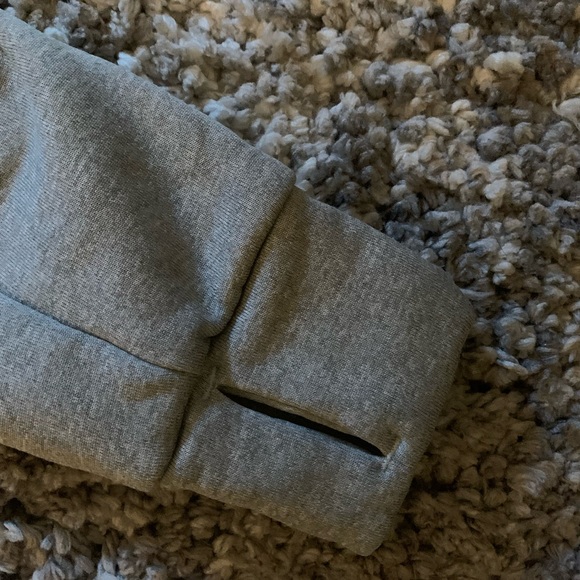 The North Face Sweatshirt - Picture 6 of 9